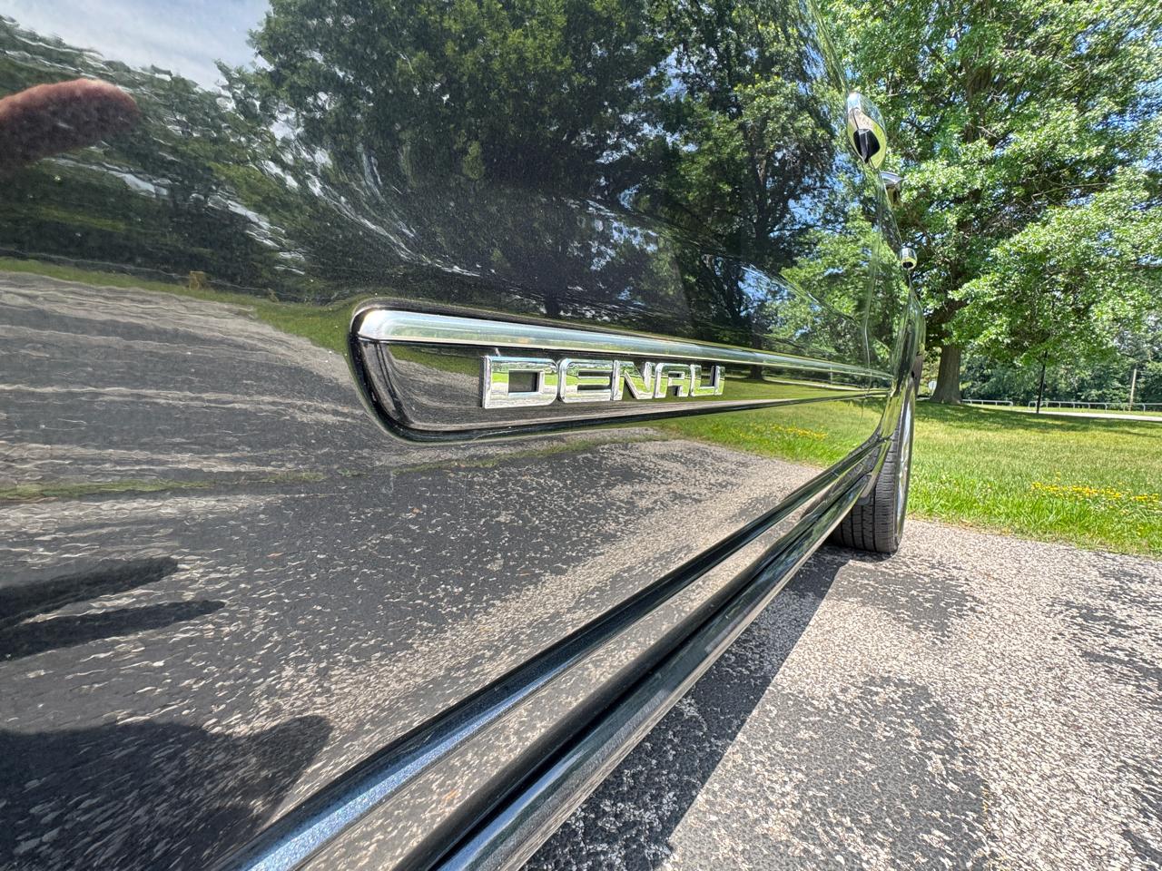 GMC Acadia Denali AWD 2013