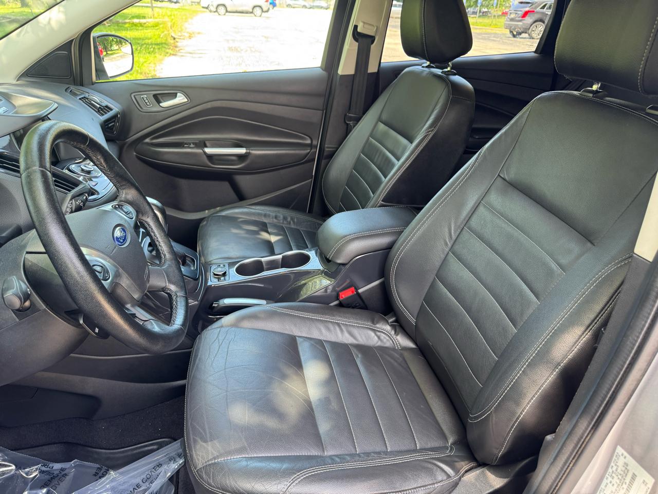 Ford Escape Titanium 4WD 2015