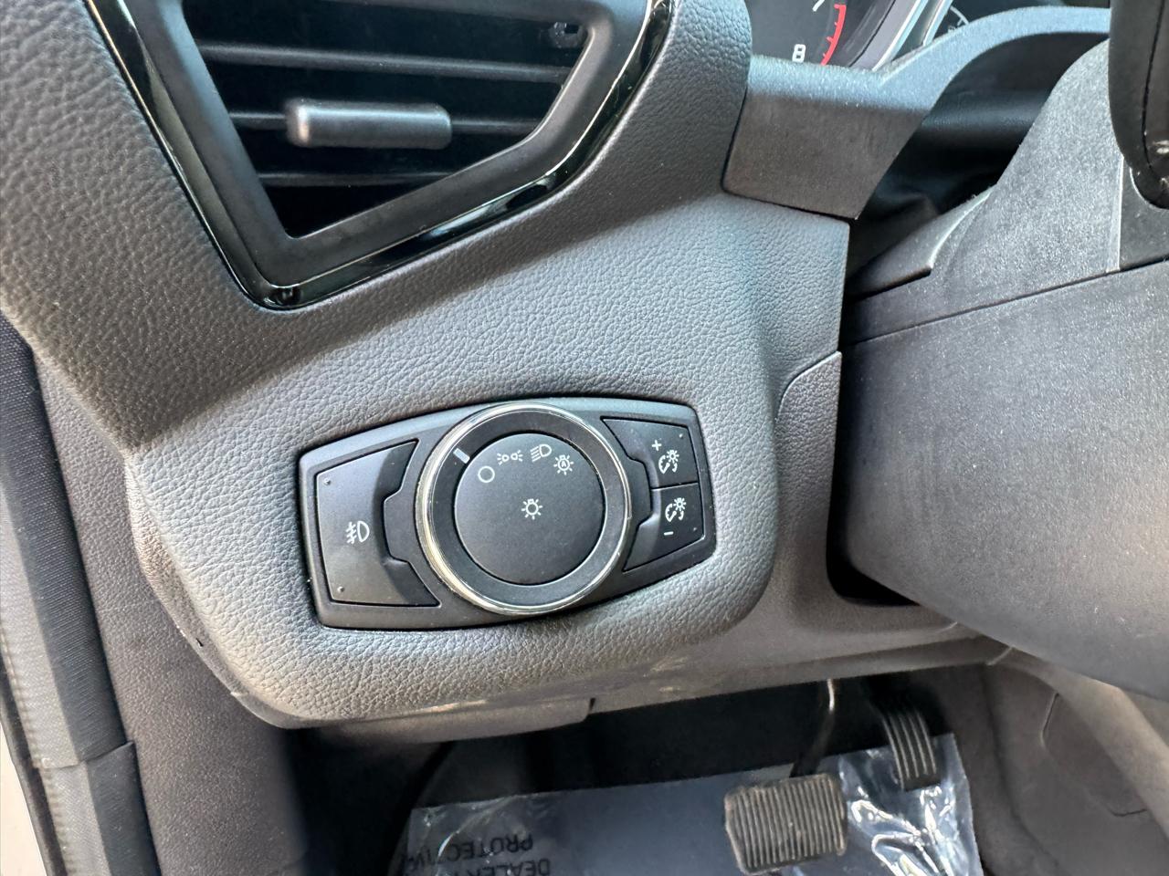 Ford Escape Titanium 4WD 2015