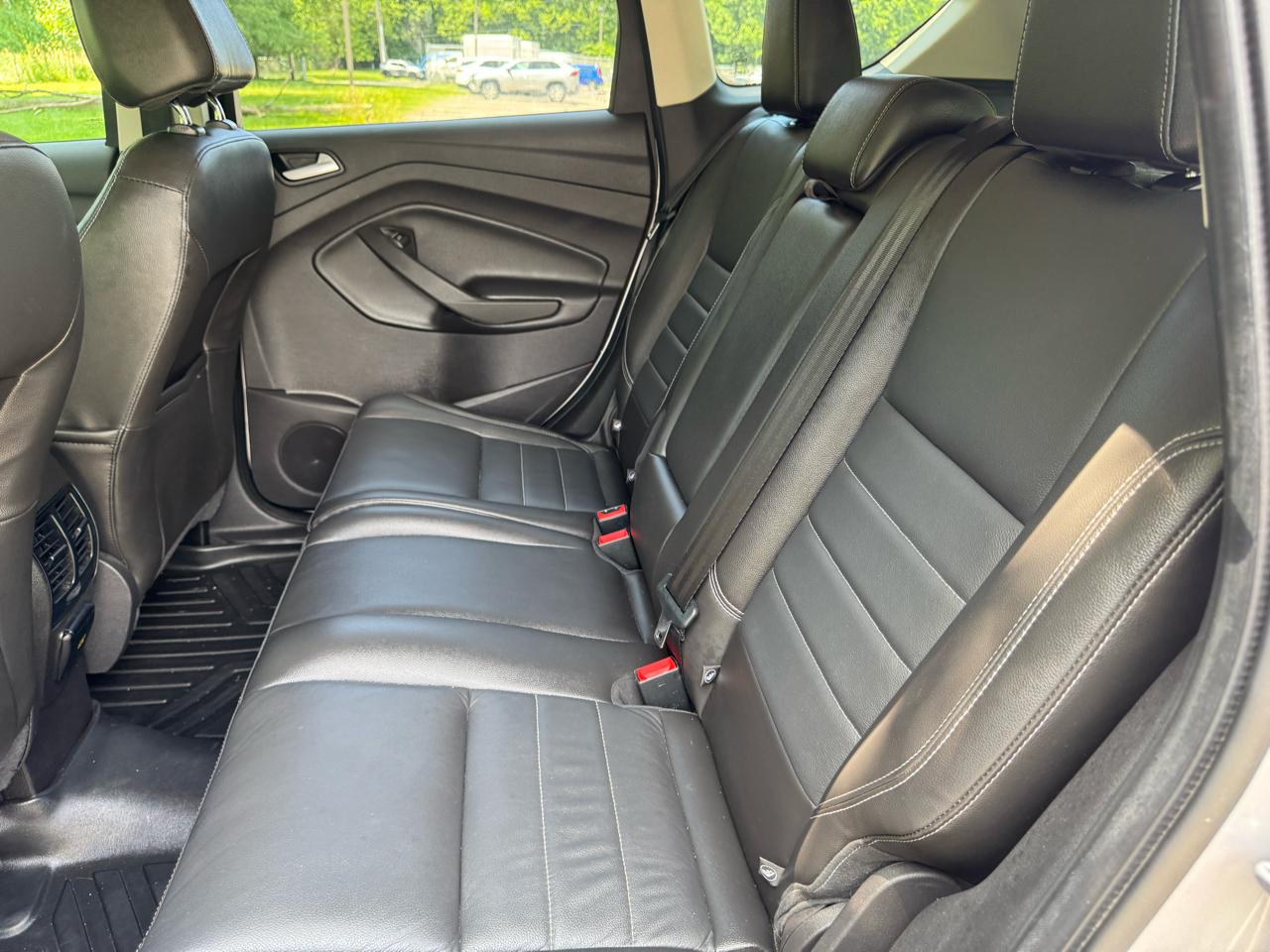 Ford Escape Titanium 4WD 2015