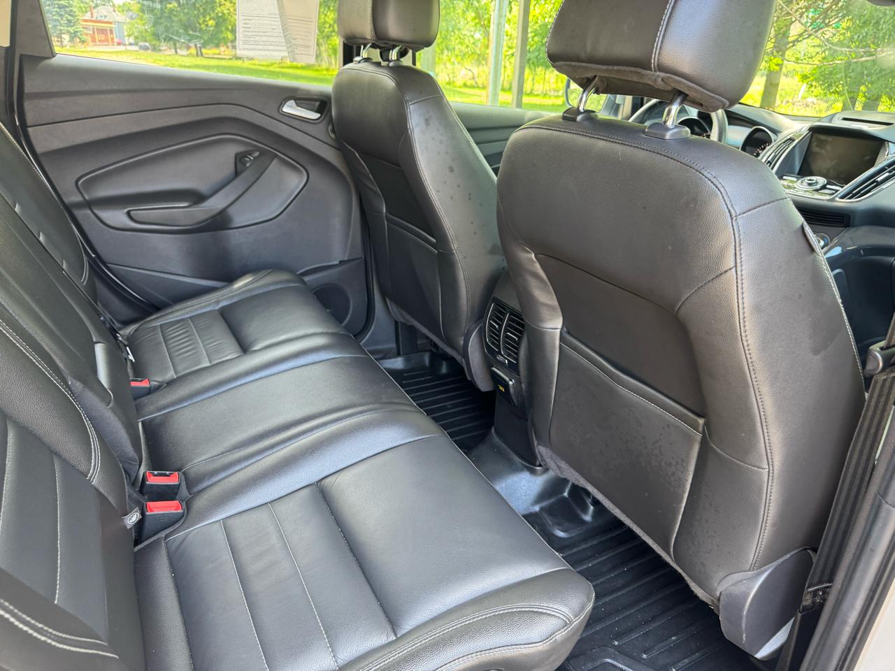 Ford Escape Titanium 4WD 2015