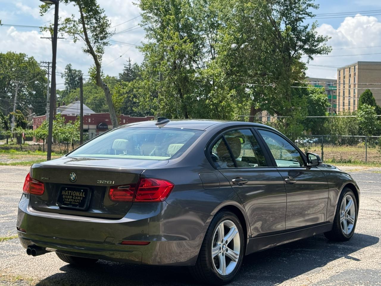 BMW 3-Series 328i xDrive Sedan 2013