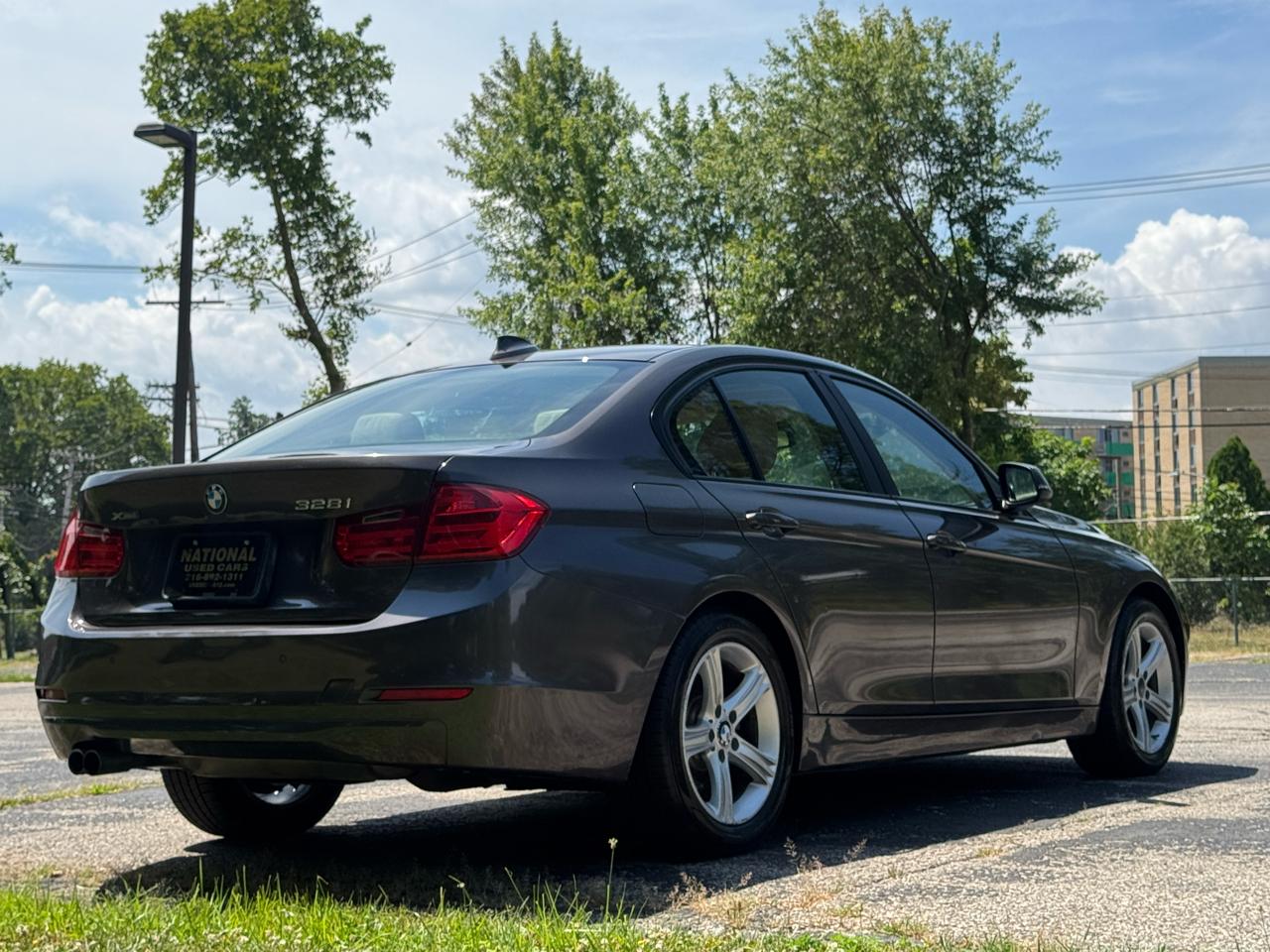 BMW 3-Series 328i xDrive Sedan 2013