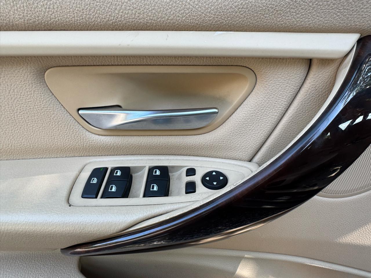 BMW 3-Series 328i xDrive Sedan 2013