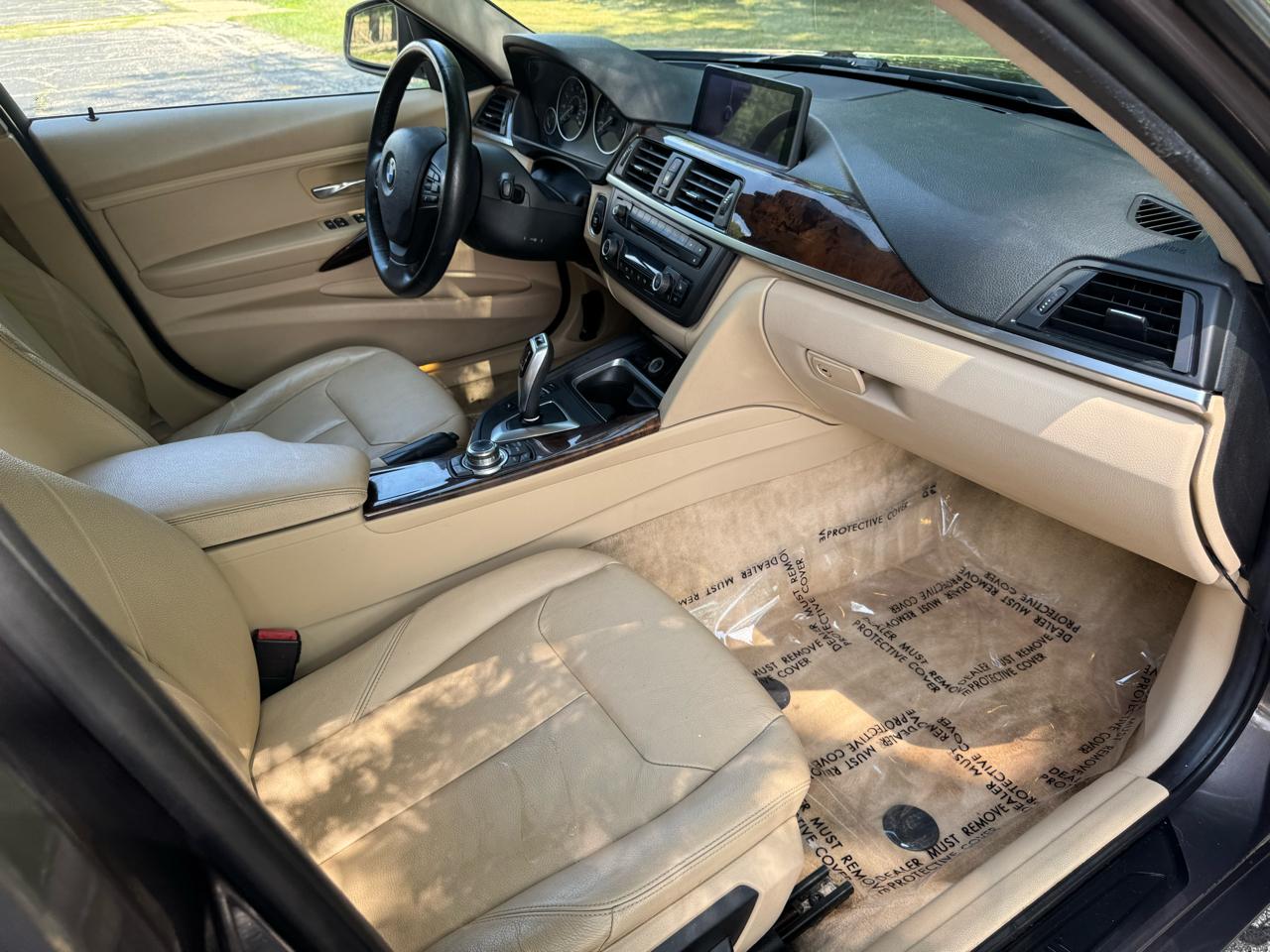 BMW 3-Series 328i xDrive Sedan 2013