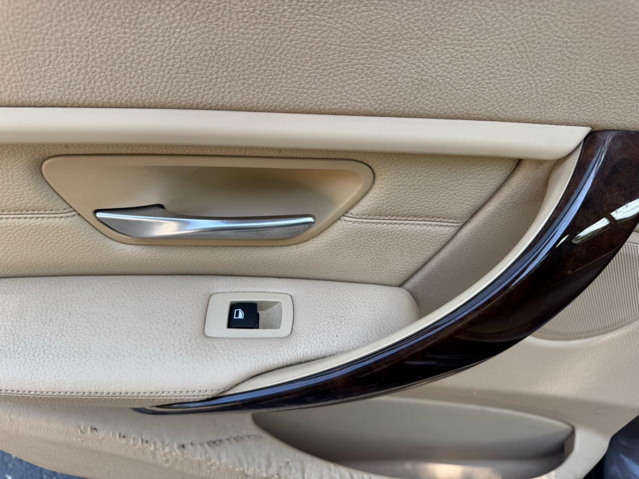 BMW 3-Series 328i xDrive Sedan 2013