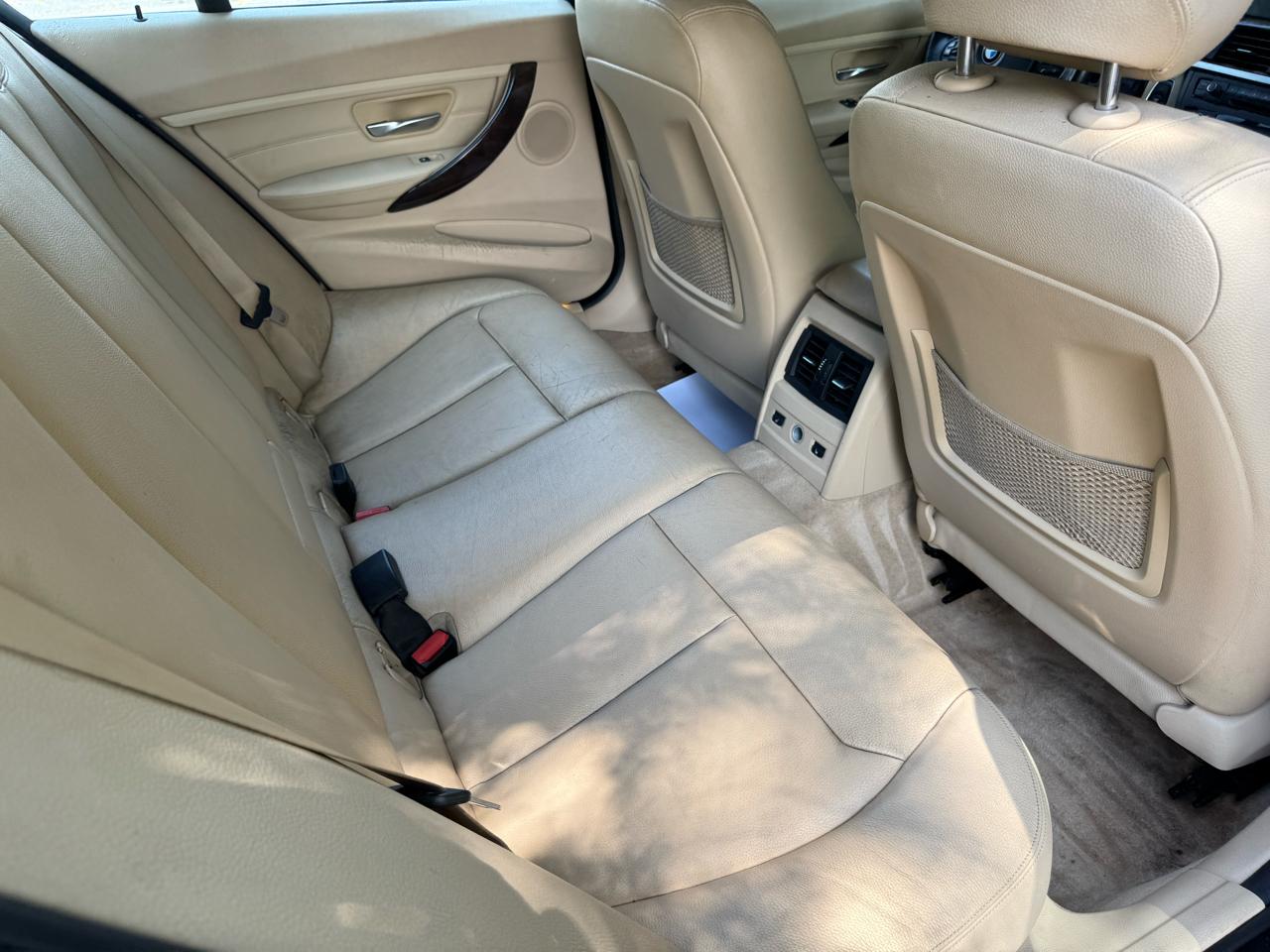 BMW 3-Series 328i xDrive Sedan 2013