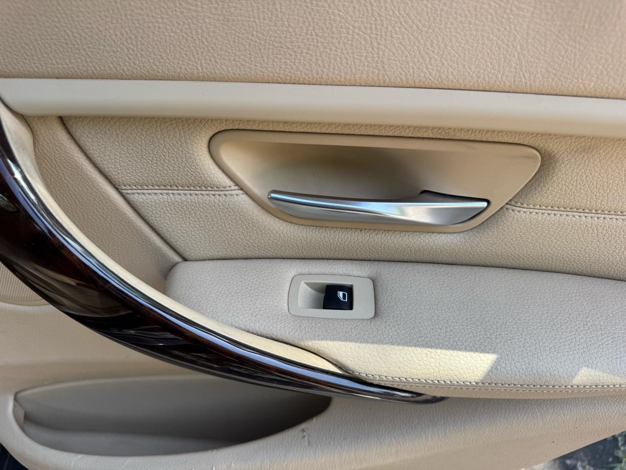 BMW 3-Series 328i xDrive Sedan 2013