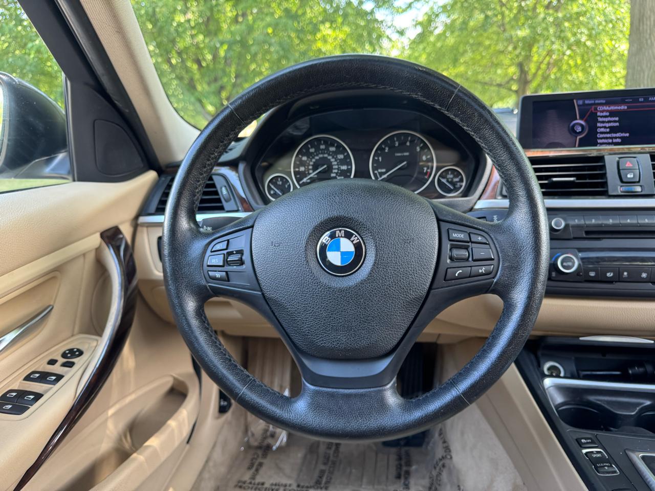 BMW 3-Series 328i xDrive Sedan 2013