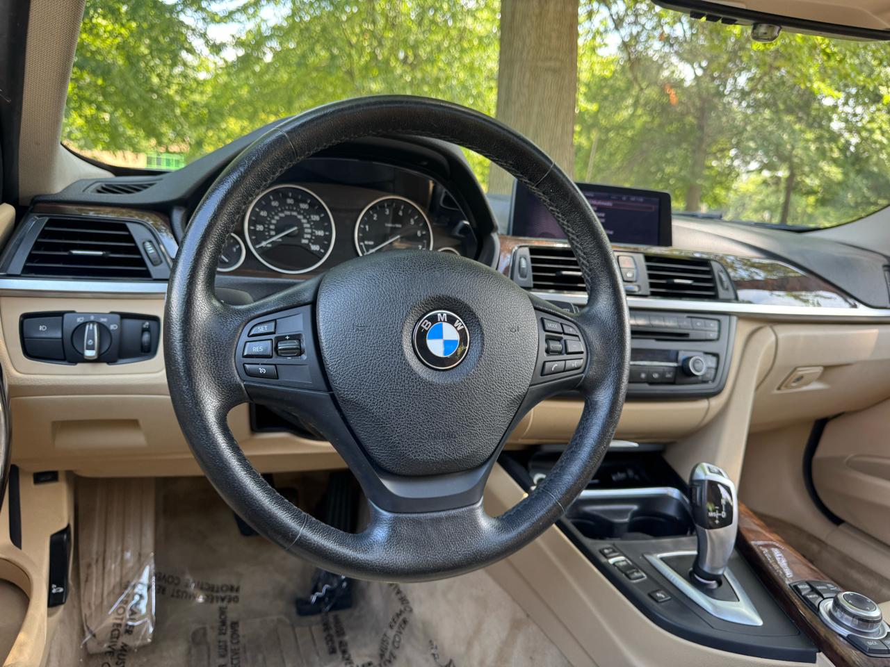 BMW 3-Series 328i xDrive Sedan 2013