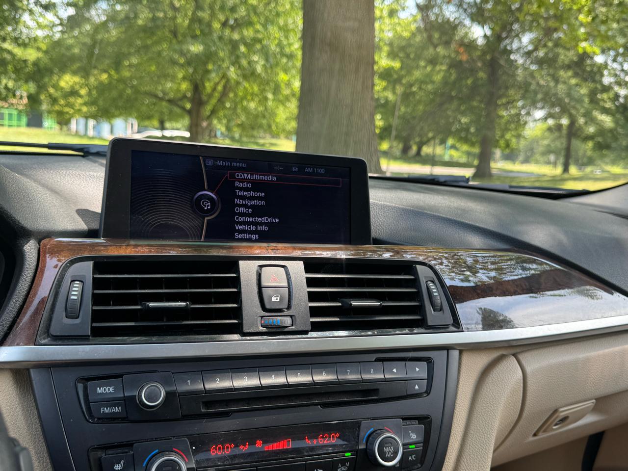 BMW 3-Series 328i xDrive Sedan 2013