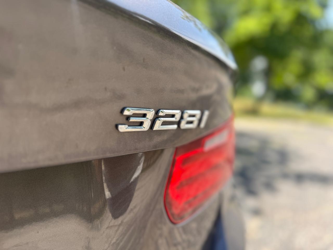 BMW 3-Series 328i xDrive Sedan 2013