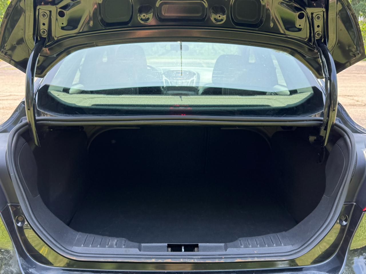 Ford Focus SE Sedan 2014