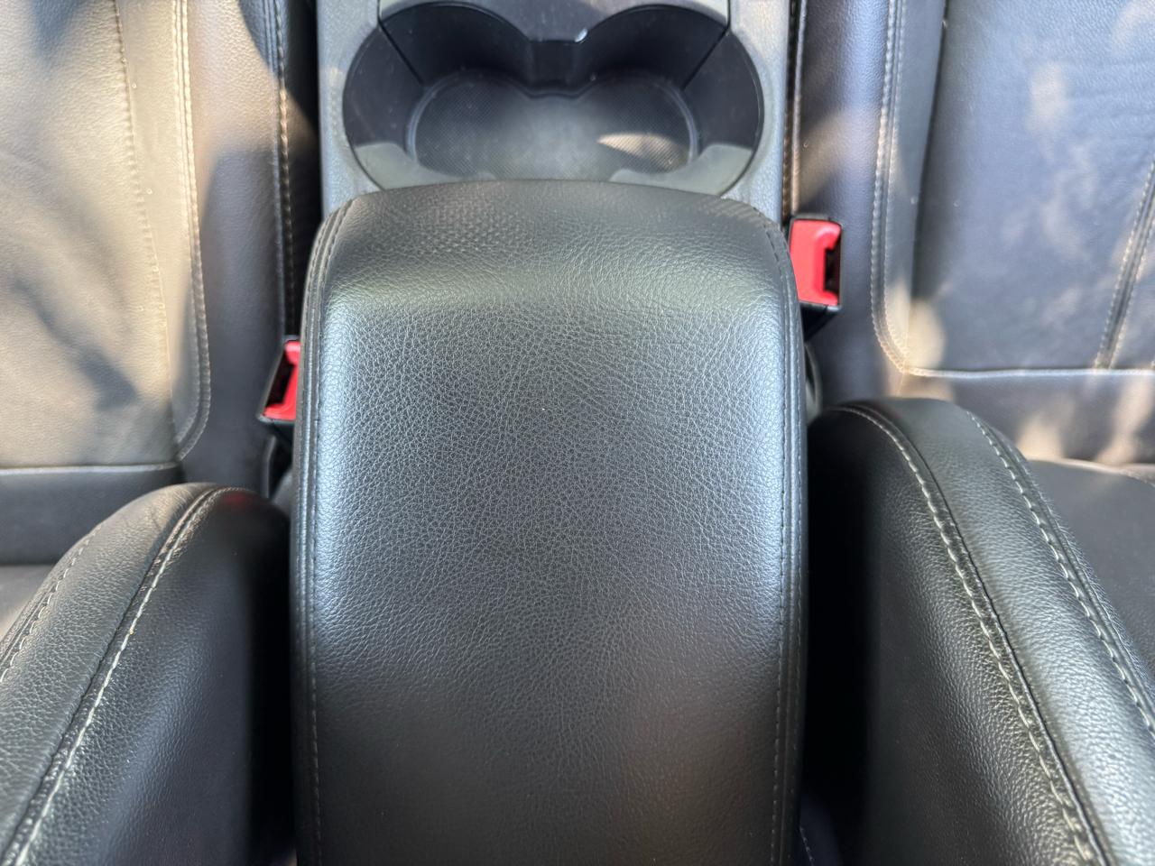 Ford Focus SE Sedan 2014
