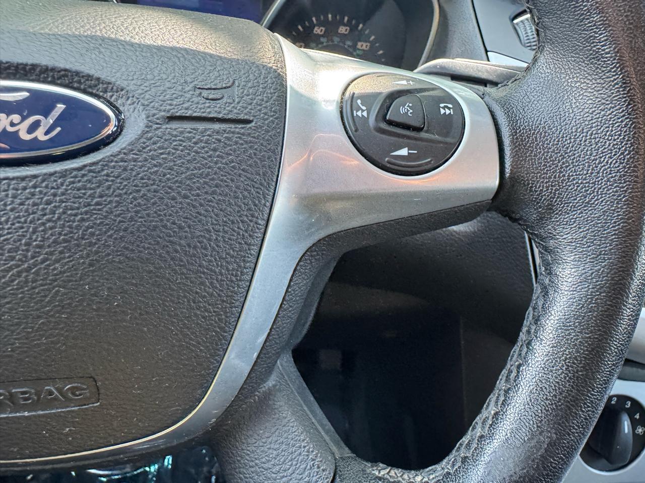 Ford Focus SE Sedan 2014