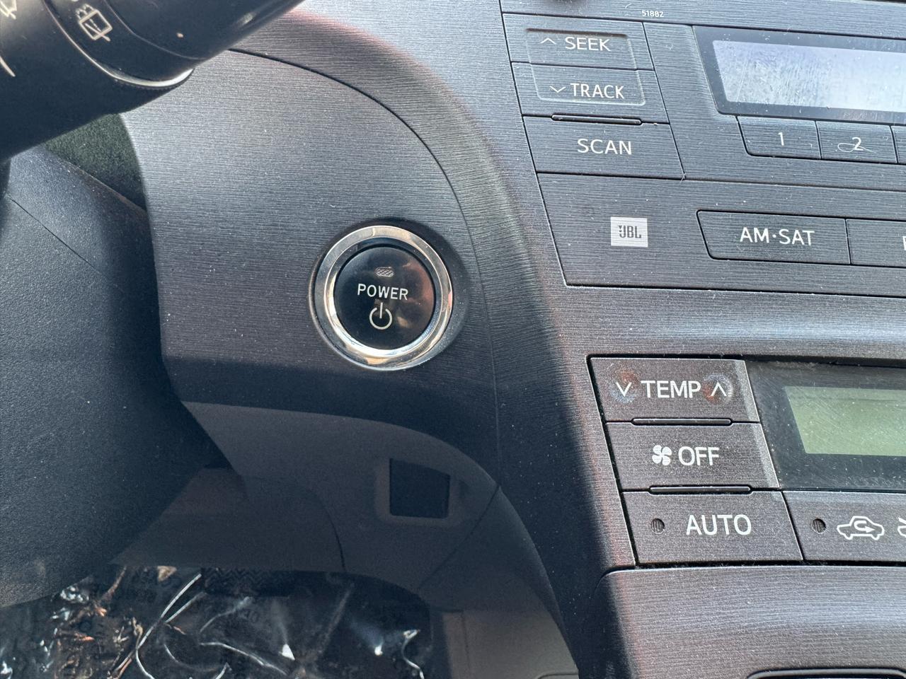Toyota Prius Prius V 2010