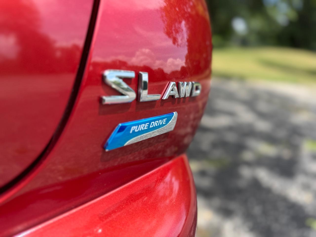 Nissan Juke S AWD 2013