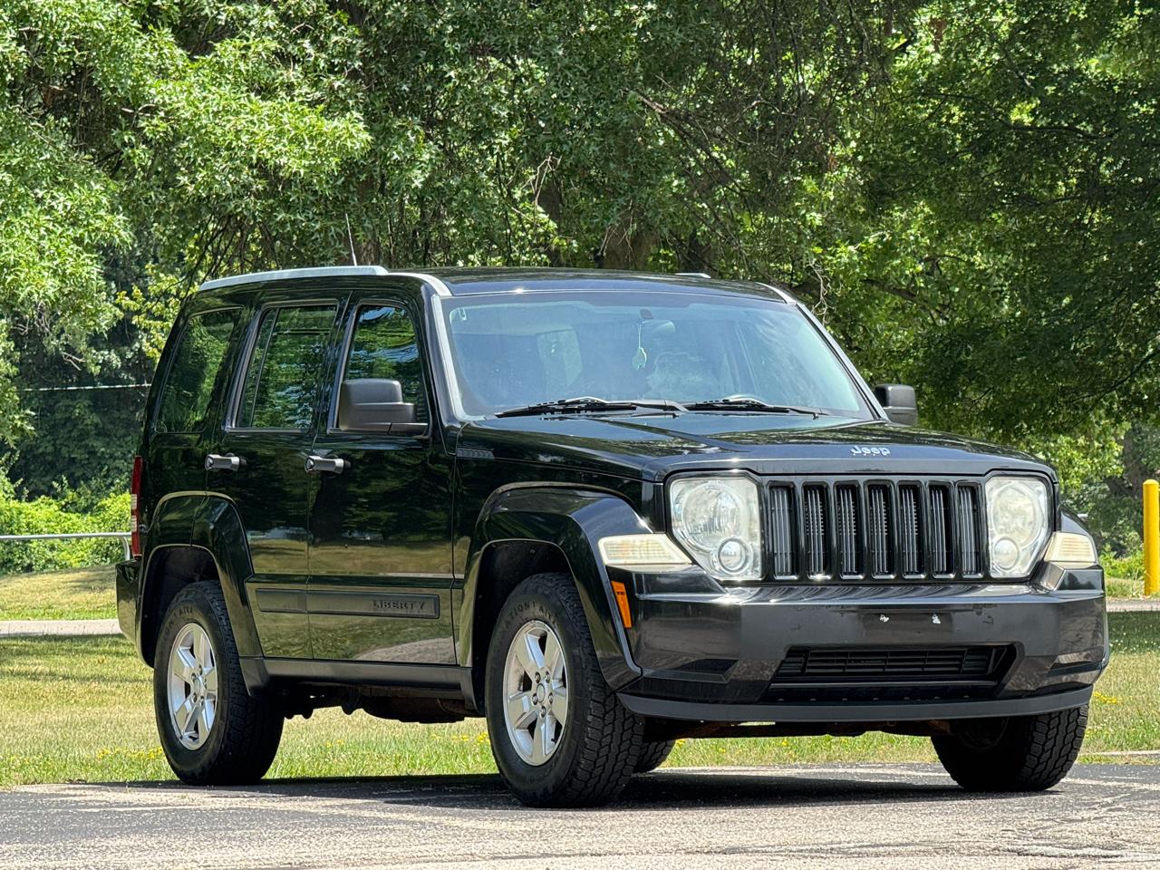 Jeep Liberty Sport 4WD 2011