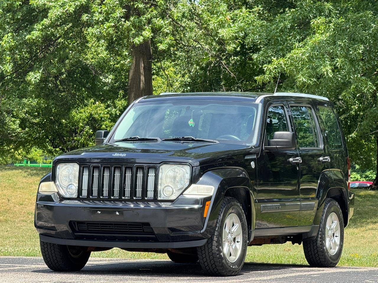 Jeep Liberty Sport 4WD 2011
