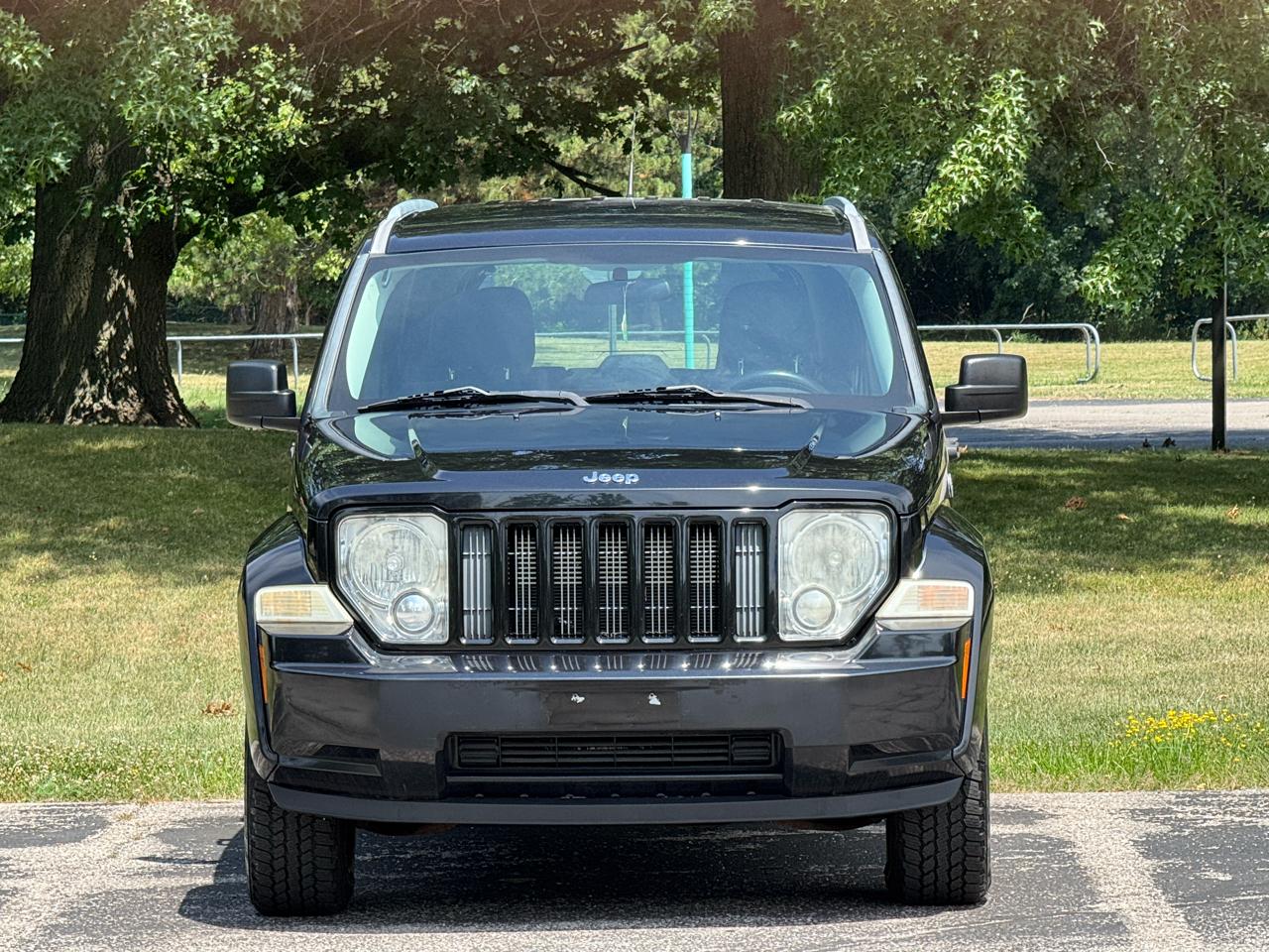 Jeep Liberty Sport 4WD 2011