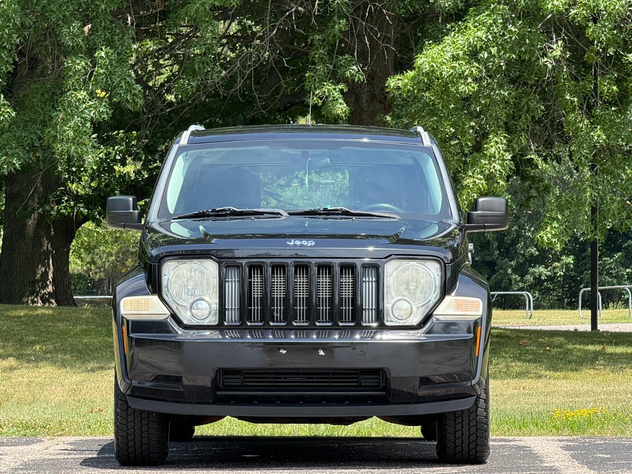 Jeep Liberty Sport 4WD 2011