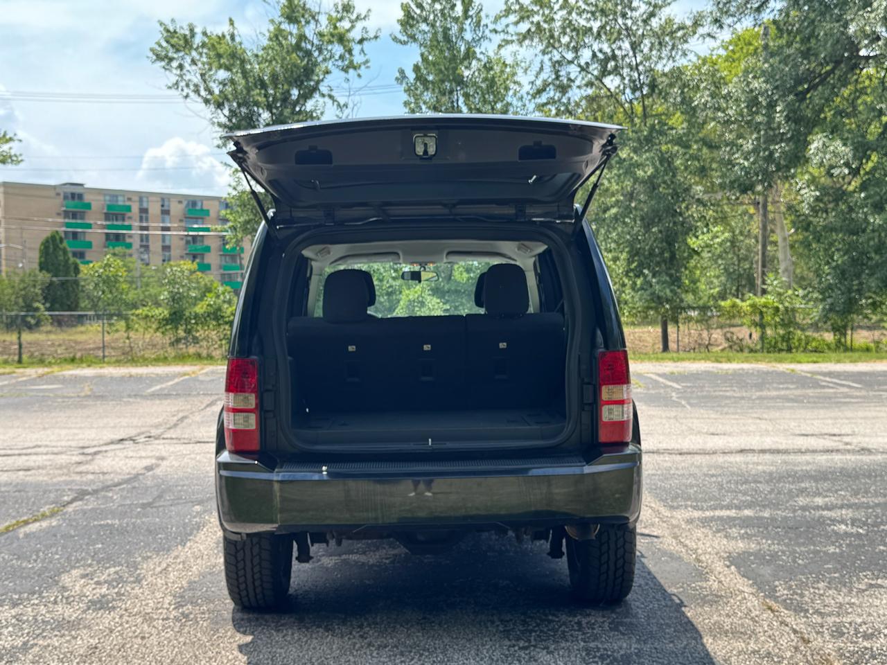 Jeep Liberty Sport 4WD 2011