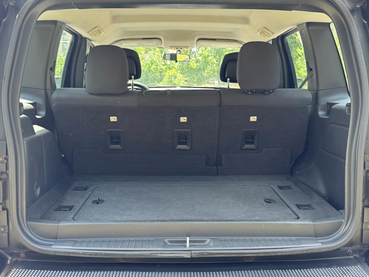 Jeep Liberty Sport 4WD 2011