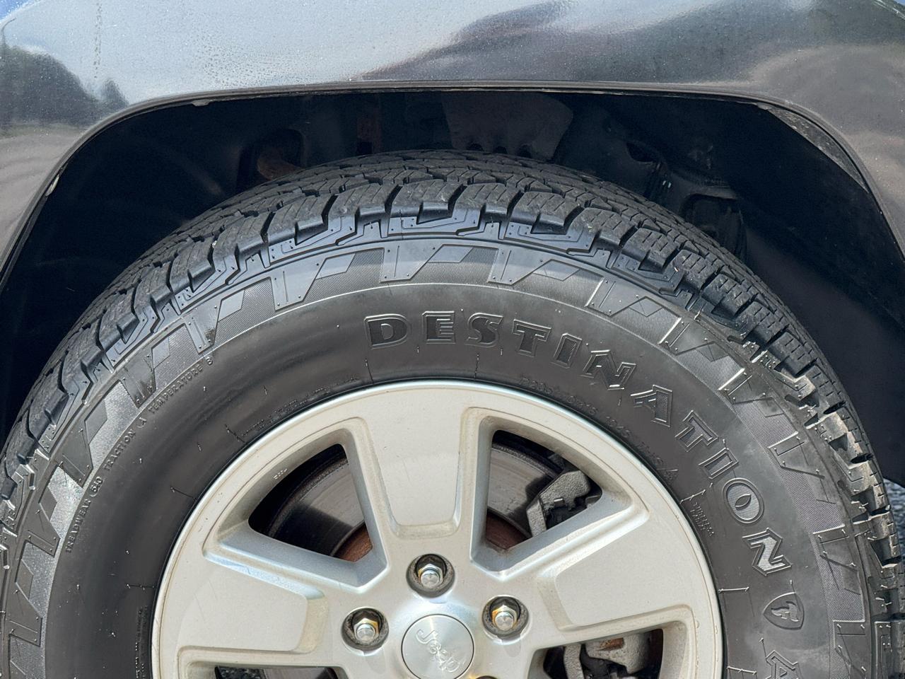 Jeep Liberty Sport 4WD 2011