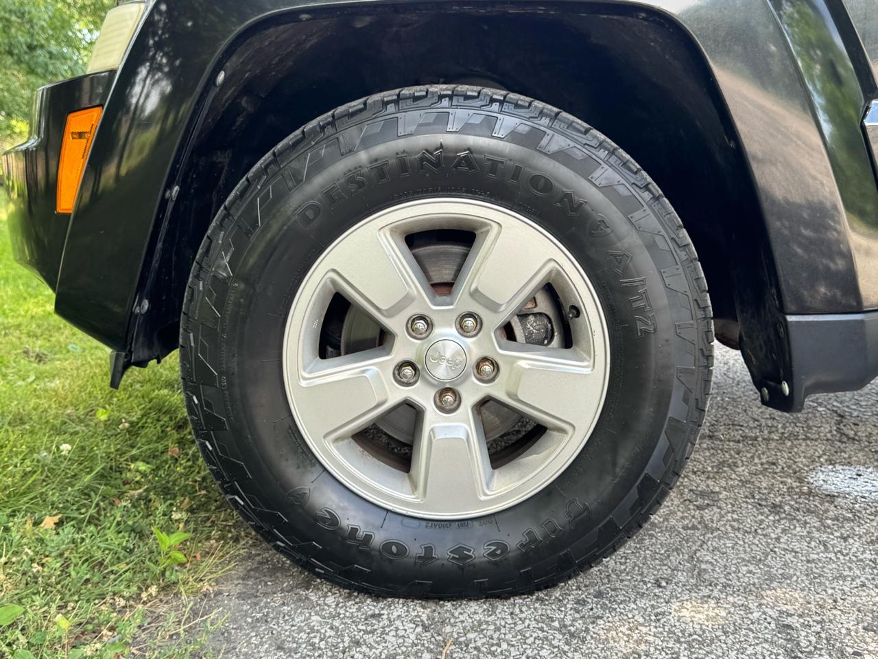 Jeep Liberty Sport 4WD 2011