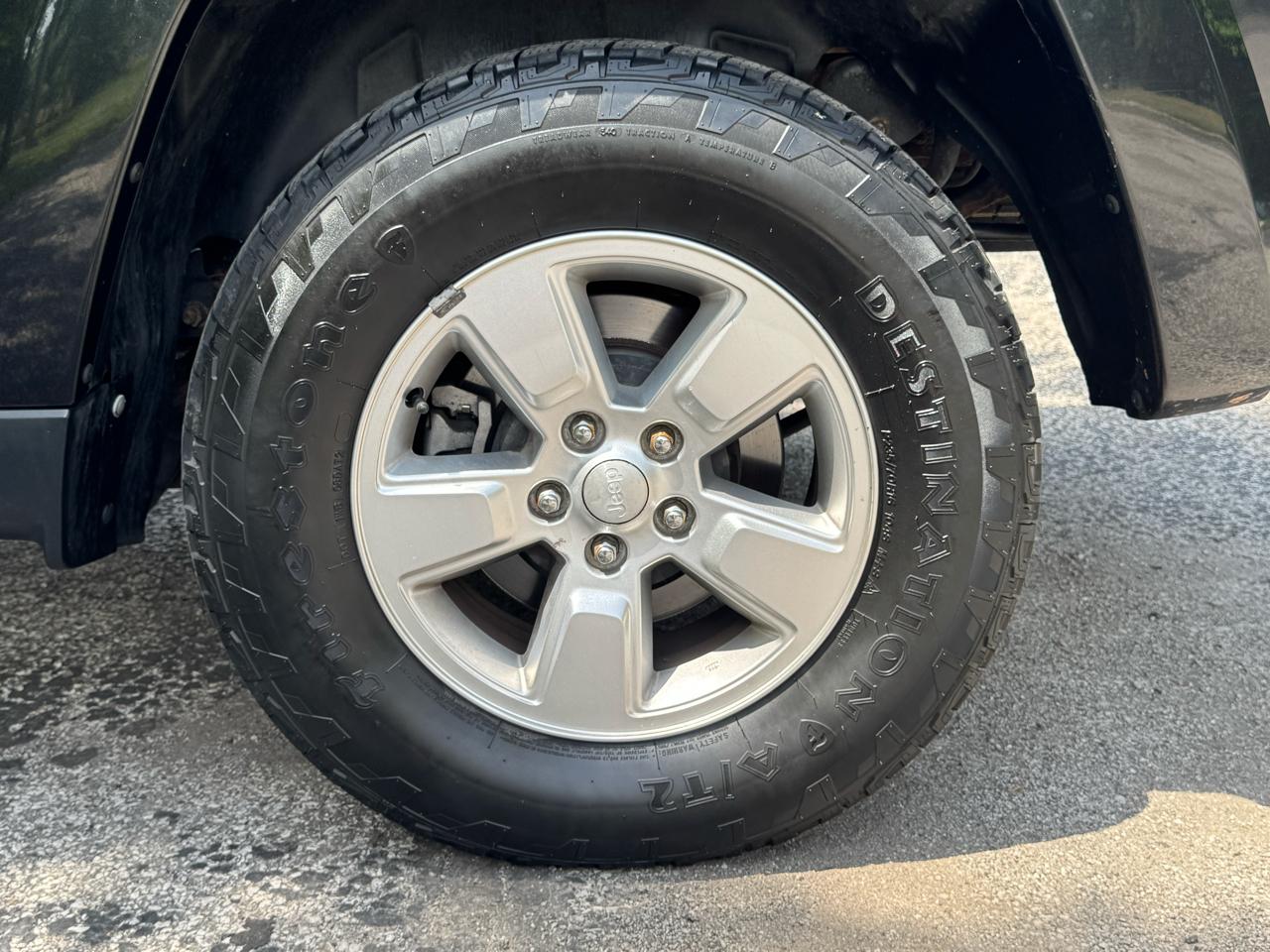 Jeep Liberty Sport 4WD 2011