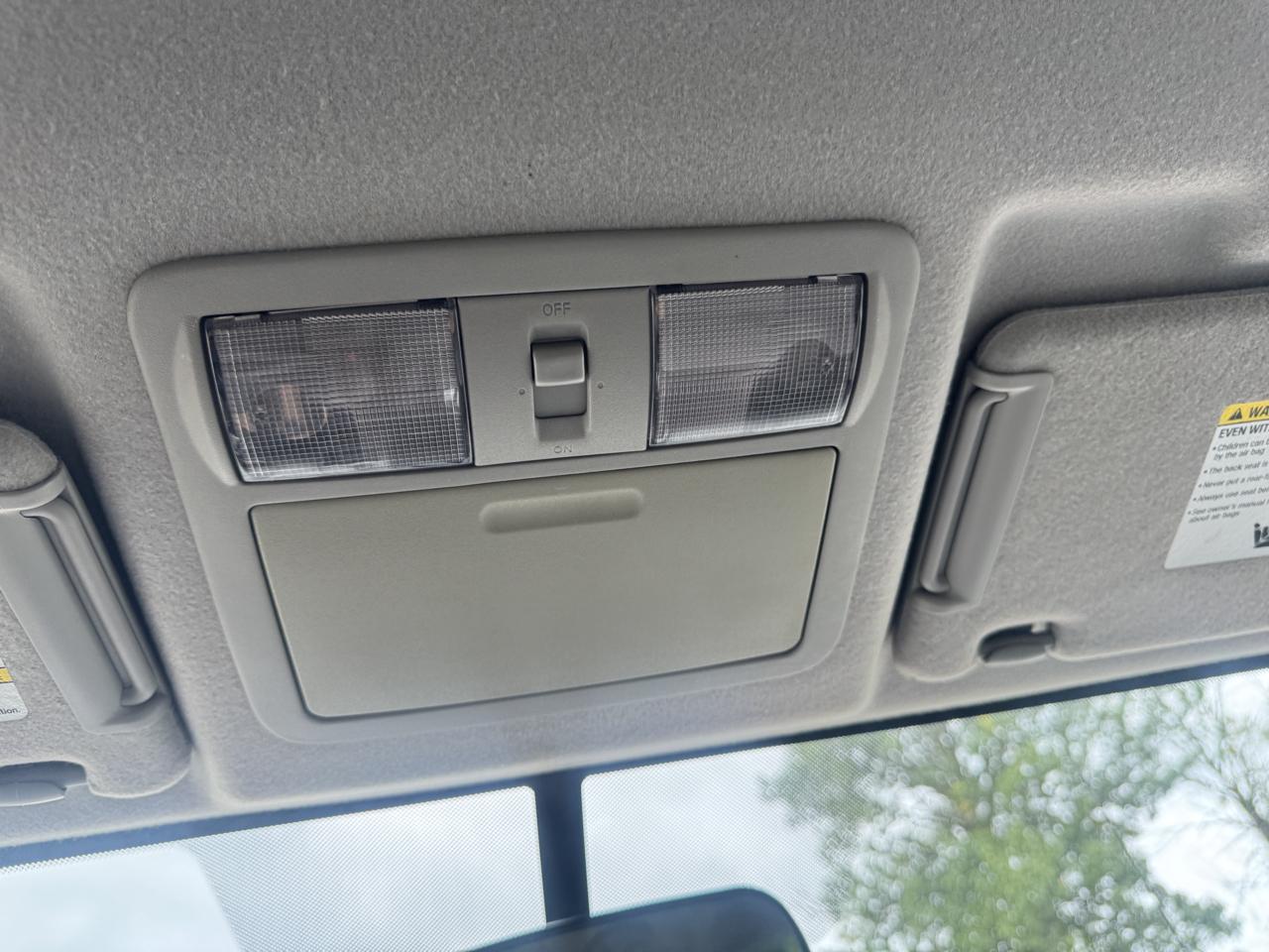 Nissan Frontier SL Crew Cab 4WD 2011