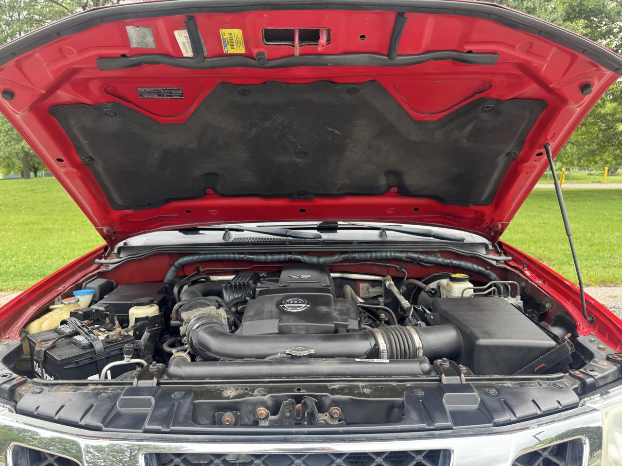 Nissan Frontier SL Crew Cab 4WD 2011
