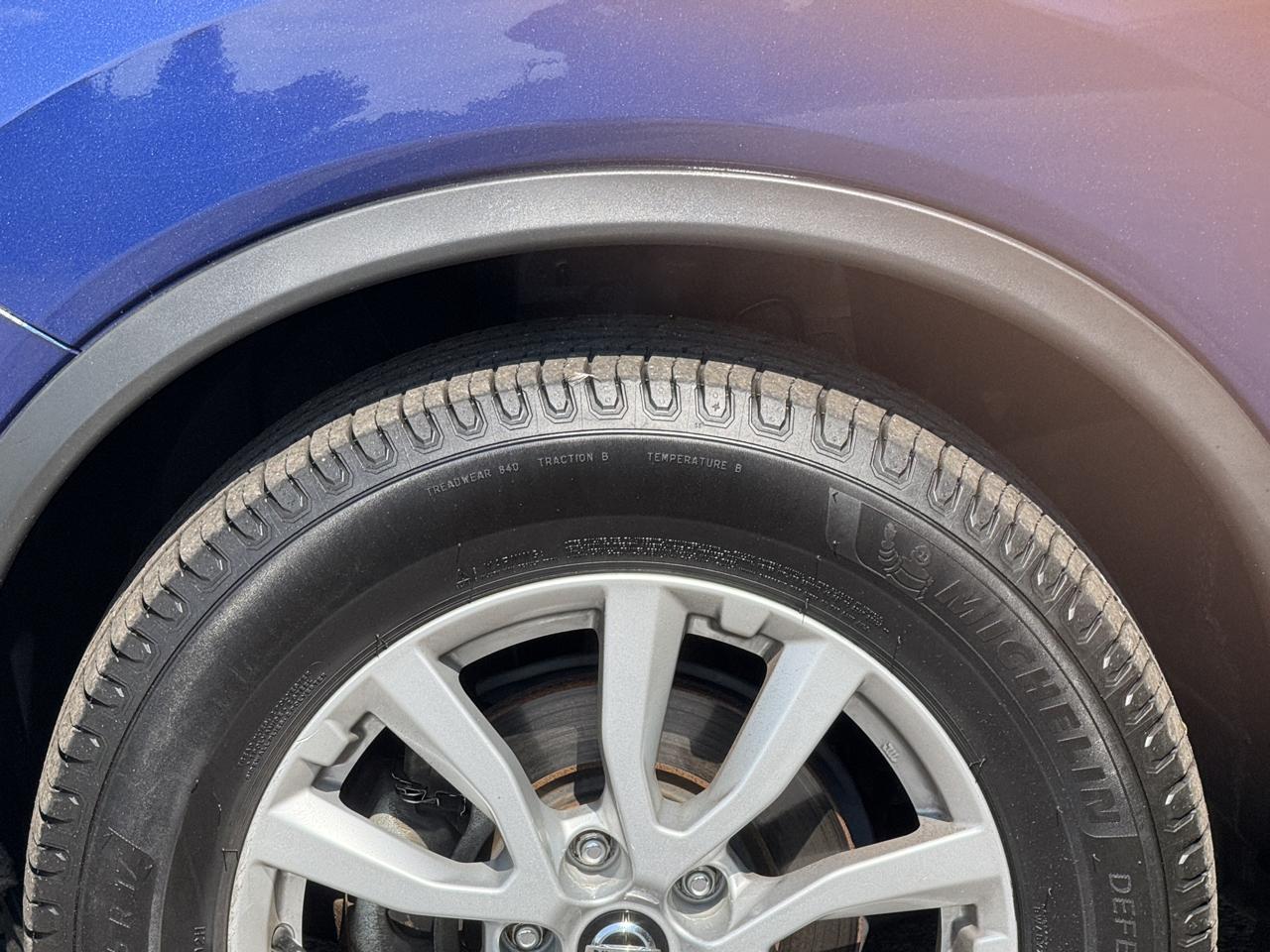 Nissan Rogue SV AWD 2018