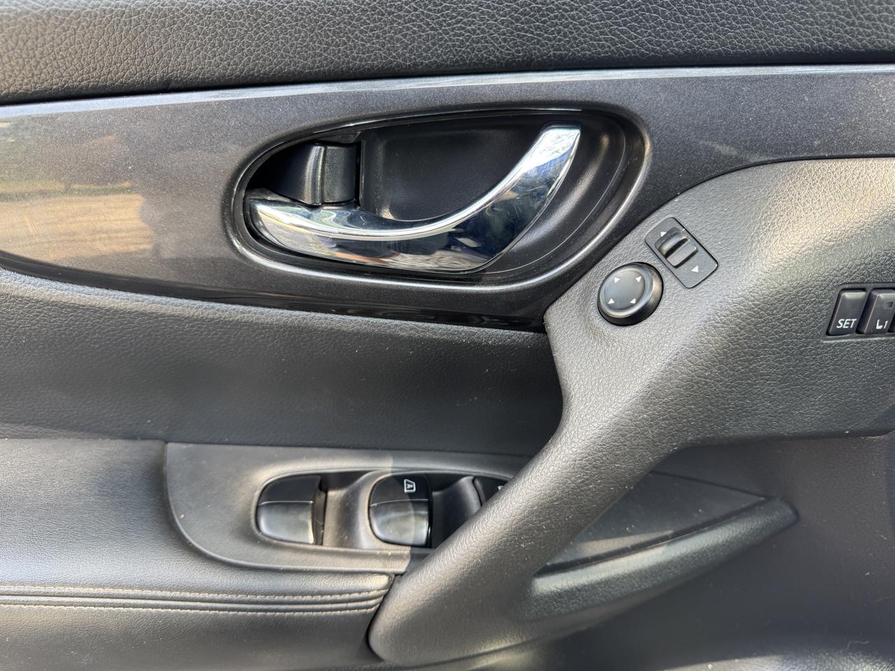 Nissan Rogue SV AWD 2018