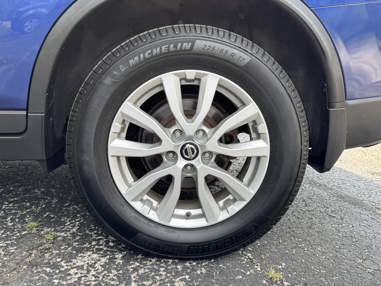 Nissan Rogue SV AWD 2018