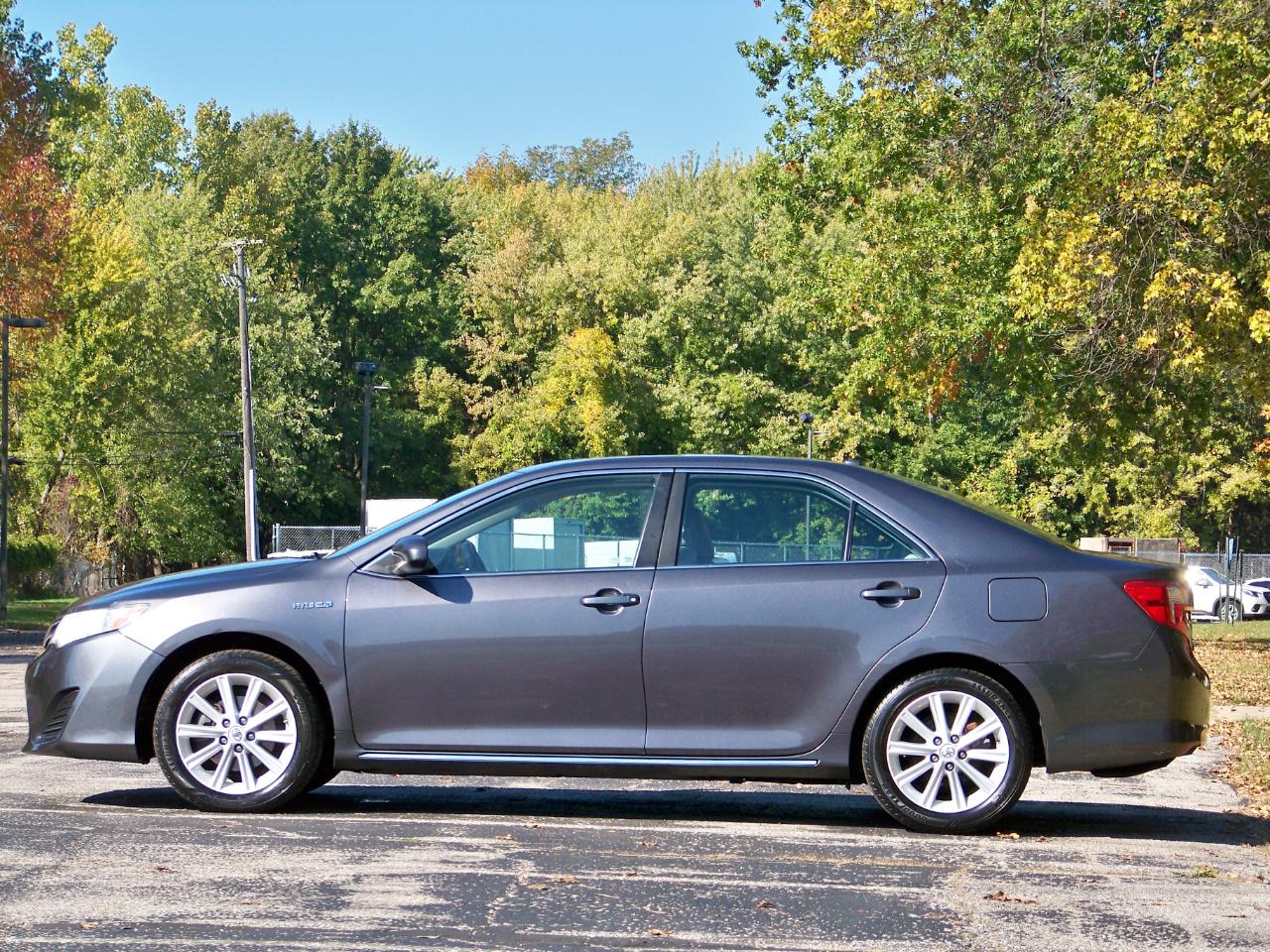 Toyota Camry Hybrid XLE 2014
