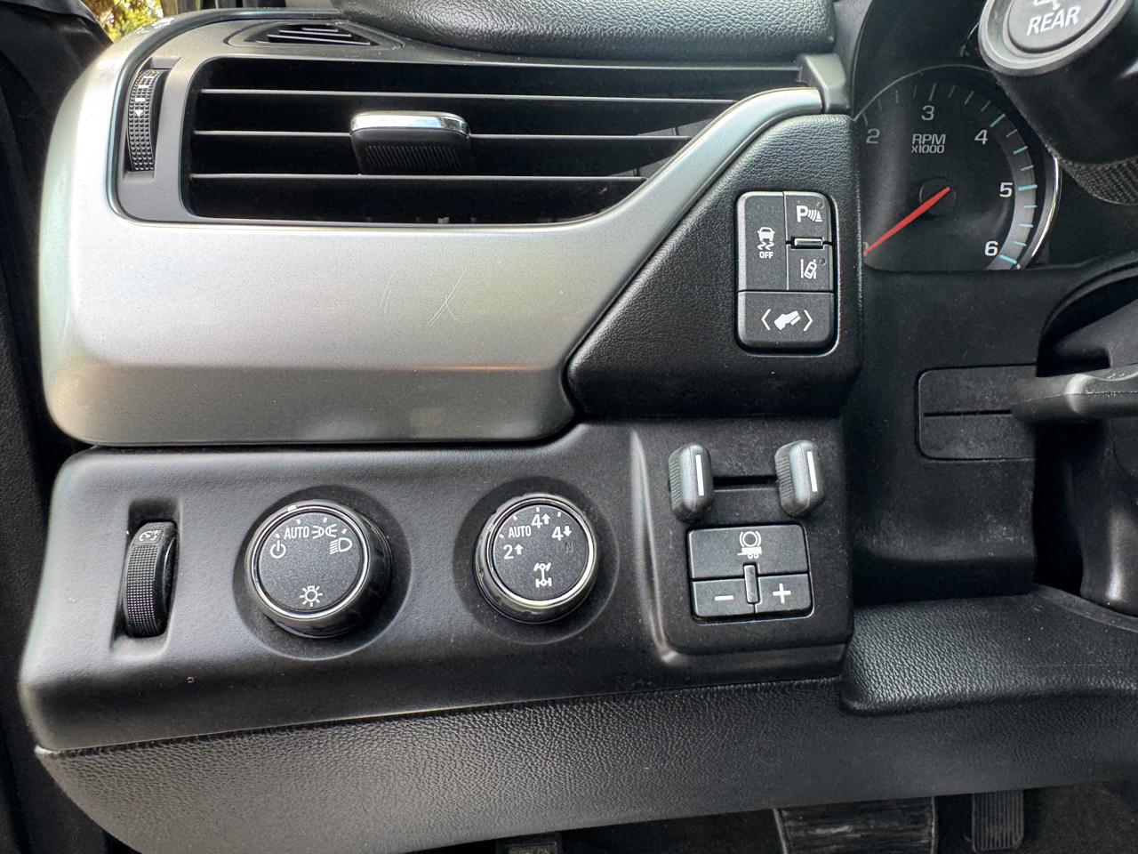 Chevrolet Tahoe LT 4WD 2015