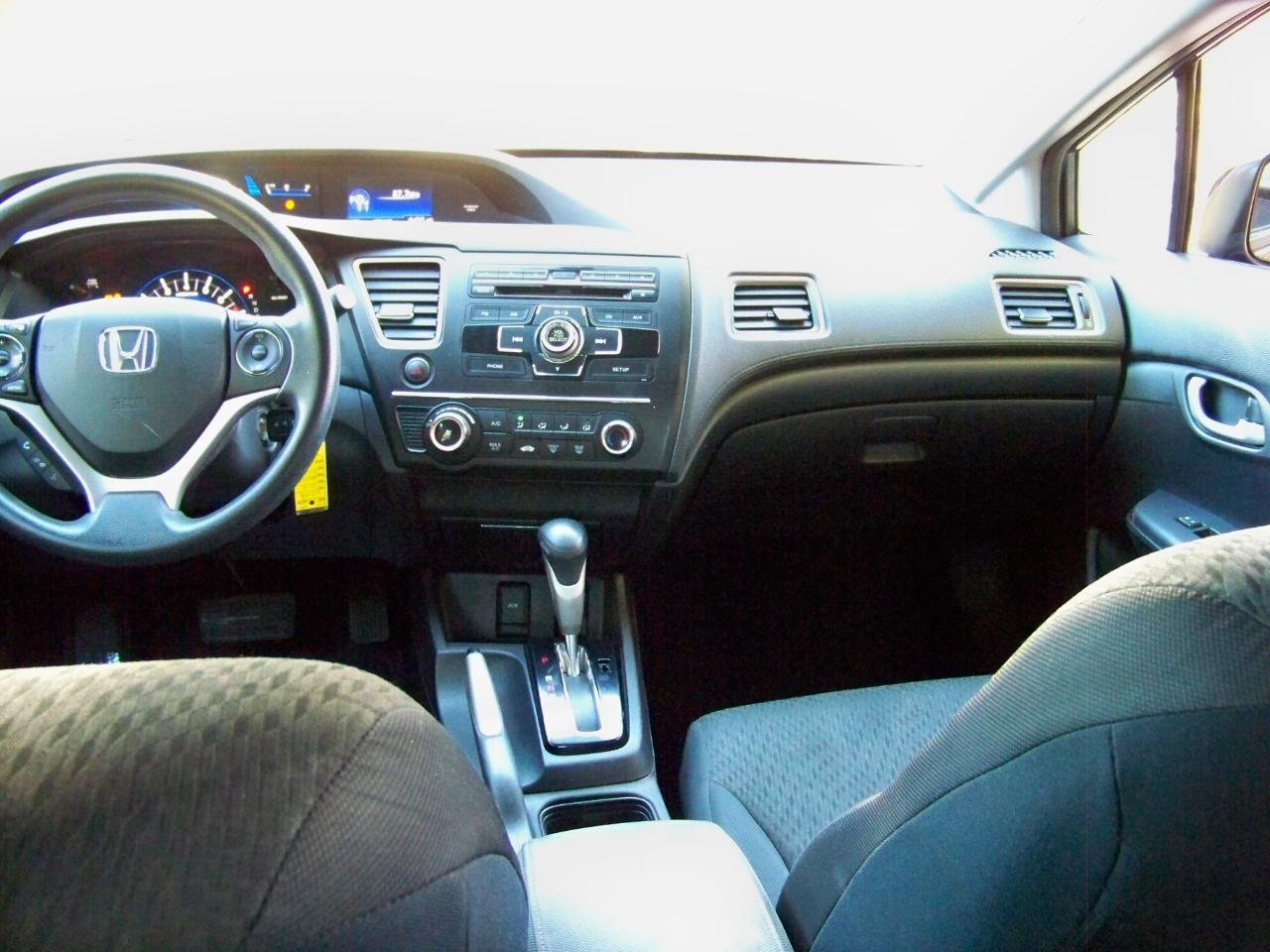 Honda Civic LX Sedan CVT 2015