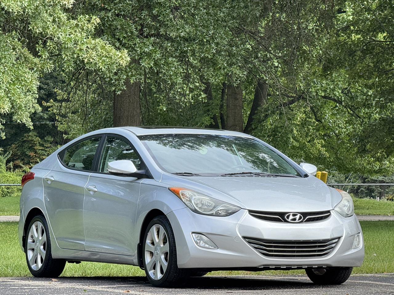 Hyundai Elantra Limited 2013