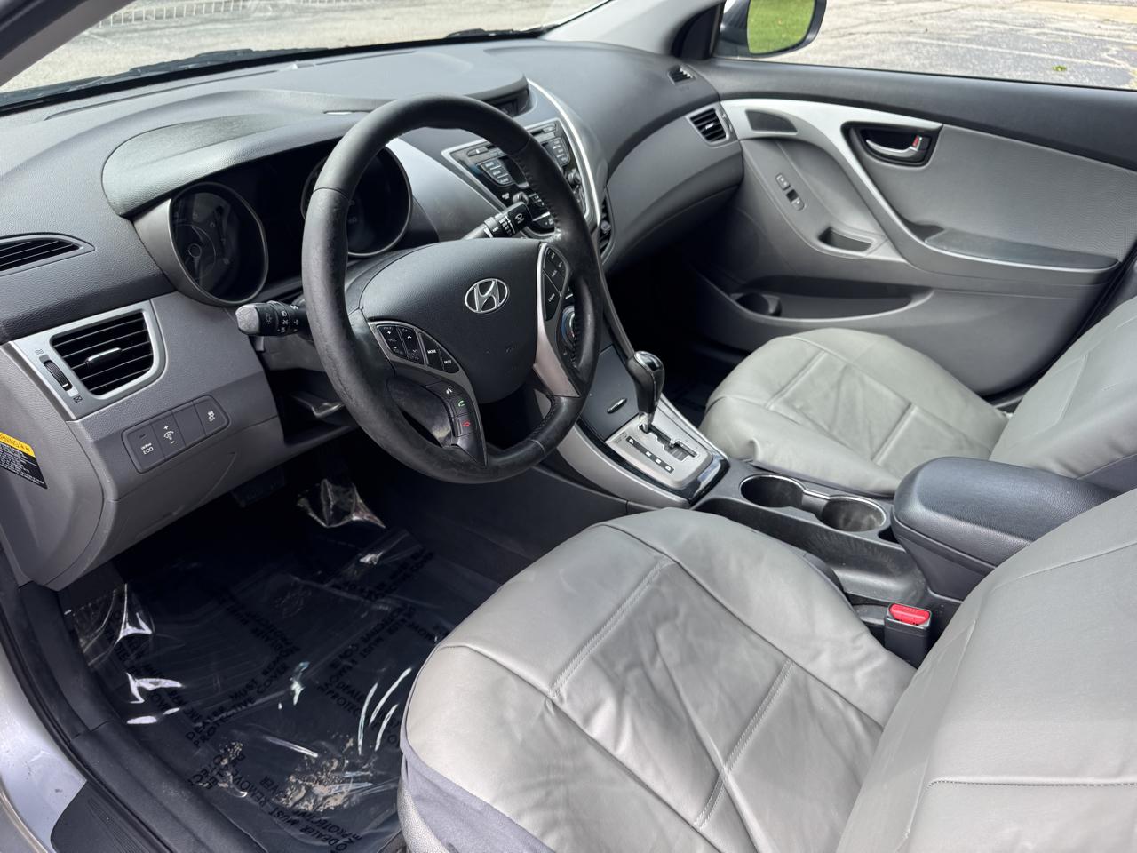 Hyundai Elantra Limited 2013