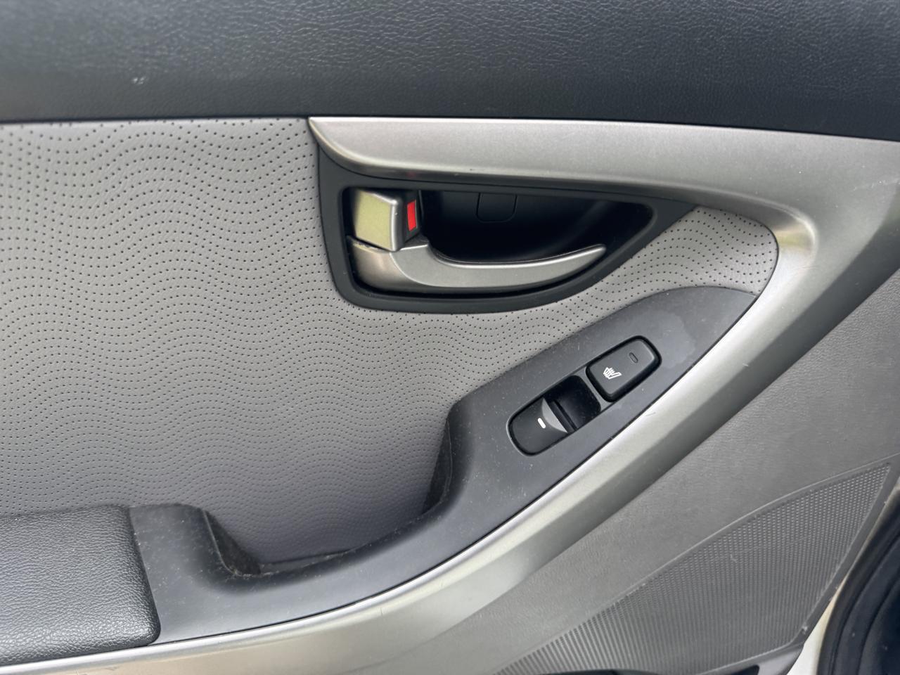 Hyundai Elantra Limited 2013