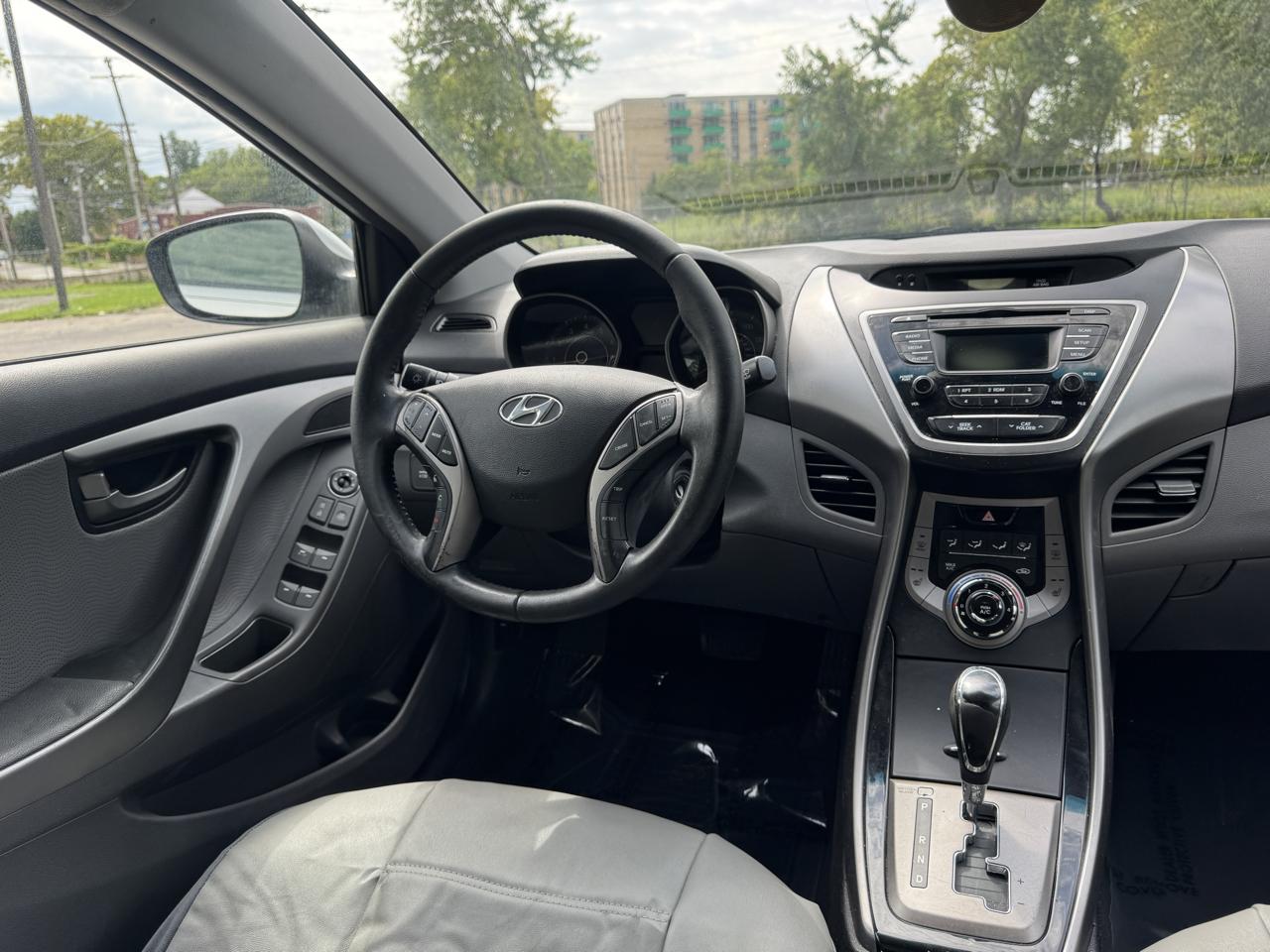 Hyundai Elantra Limited 2013