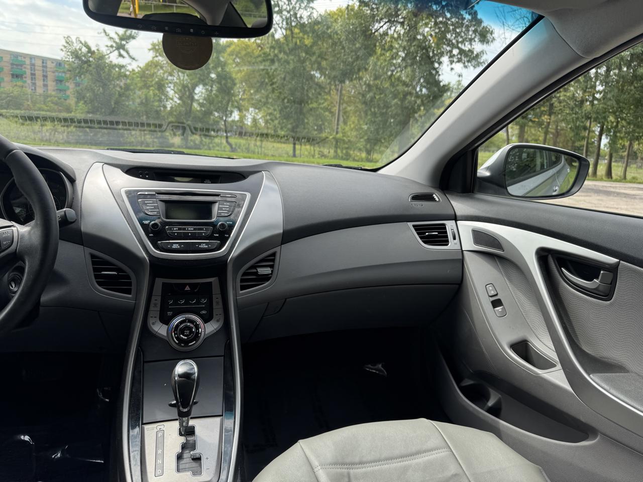 Hyundai Elantra Limited 2013