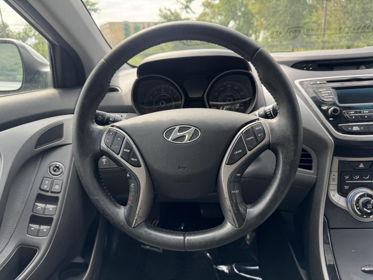 Hyundai Elantra Limited 2013