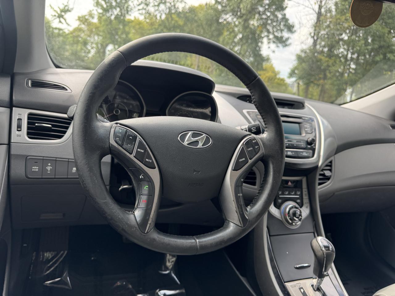 Hyundai Elantra Limited 2013