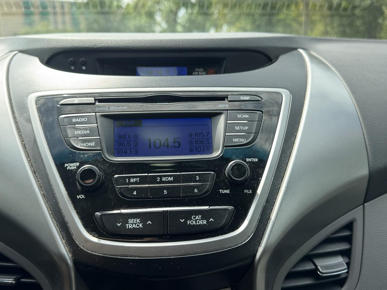Hyundai Elantra Limited 2013