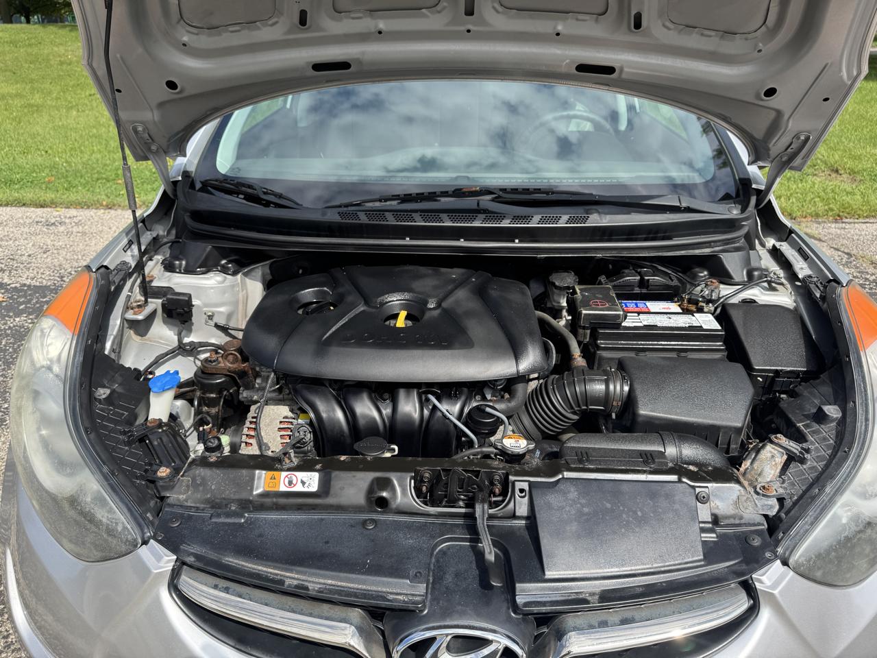 Hyundai Elantra Limited 2013
