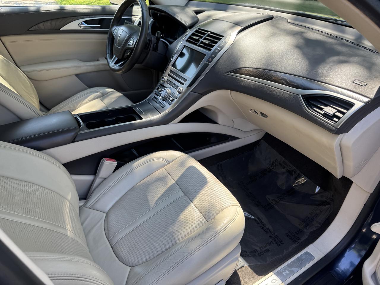 Lincoln MKZ Reserve AWD 2017