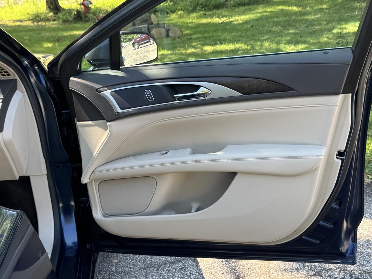 Lincoln MKZ Reserve AWD 2017