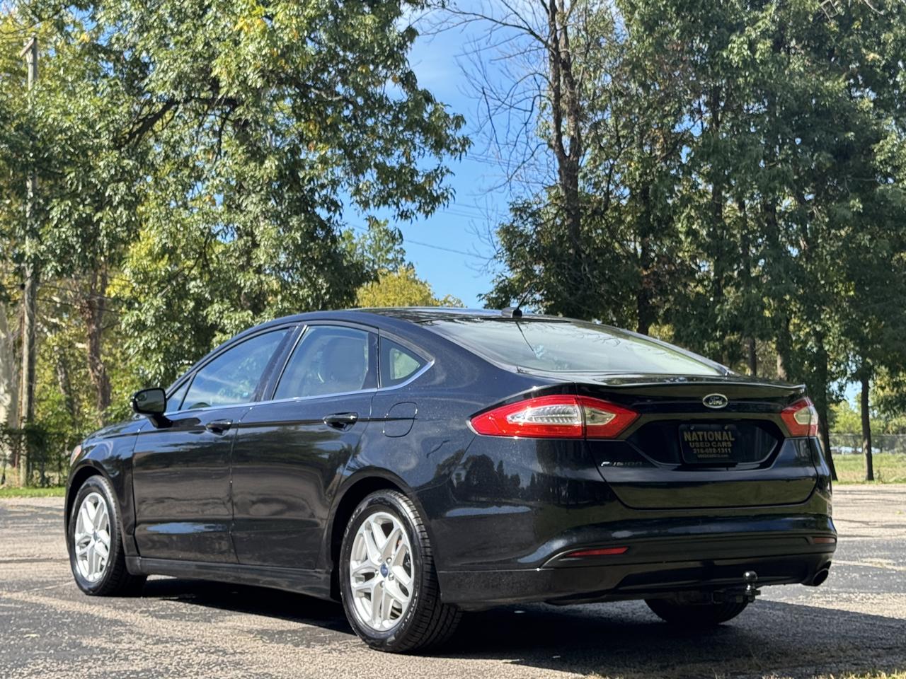 Ford Fusion photo 7